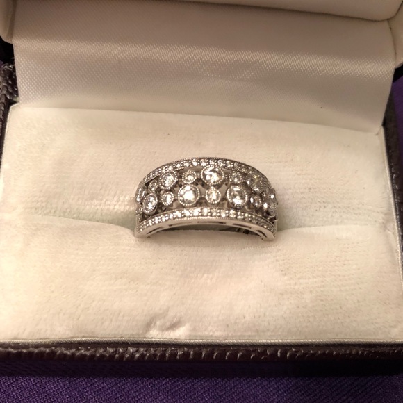 14K White Gold Diamond Ring 0.95cttw - Picture 4 of 8